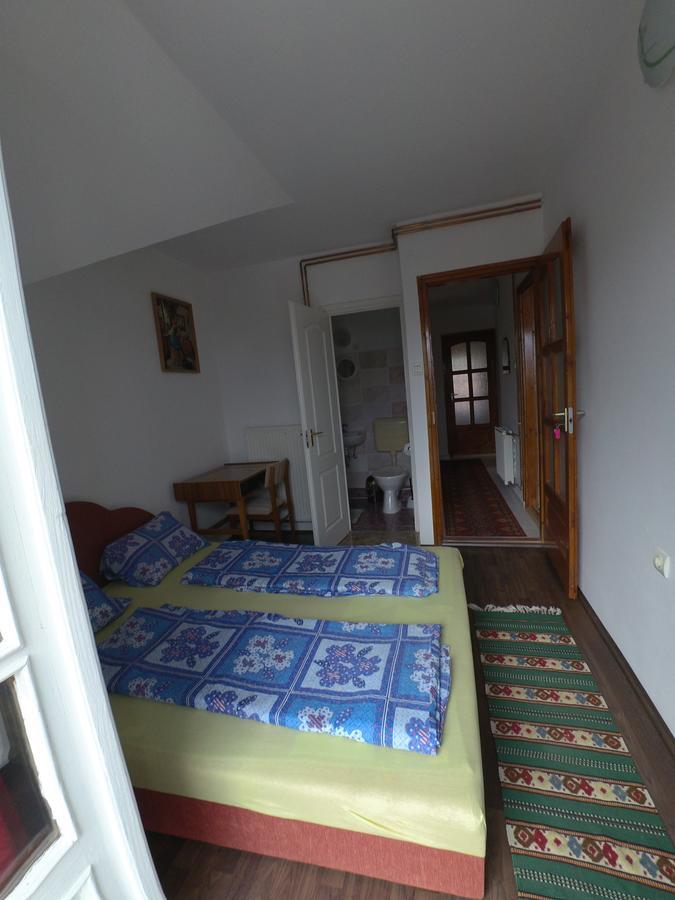 Barátság Ház Alsoors Exterior foto